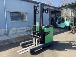 forklift Toyota 8FBR18 202008 7,947h Batteryvehicle　積載1.8ｔ　最大揚高4.0Ｍ