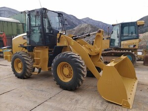 Tiresショベル(Wheel Loaderー) Caterpillar 910K 202004 594h