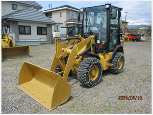 Tiresショベル(Wheel Loaderー) Caterpillar 901C2 202005 551h