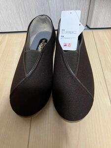 SUNGENOVA　茶色　ペタンコ　シューズ　靴　サンジェノバ　Mサイズ