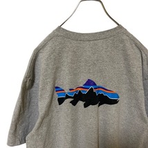 R5 パタゴニア　L アメリカ古着　バックプリント　リサイクルコットン　ポリ混　半袖　Tシャツ　グレー patagonia　メンズ_画像1