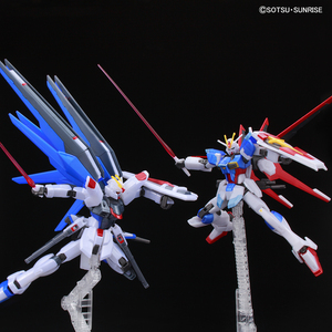 ガンダムベース イベント限定品 HG 1/144 フリーダムガンダムvsフォースインパルスガンダム(運命の対決セット)[メタリック] 未組立 新品