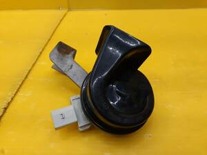 MERCEDES BENZ Mercedes Benz SLK R172 original horn right side A1725420120 control number (13570)