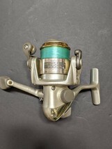 IY1258 Daiwa REGAL-X 1500iA リール/スピニングリール/釣り具/ダイワ 動作品 現状品 _画像2