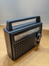 IY1309 HITACHI T-547 AMポータブルラジオ 98年製 乾電池、接続ケーブルで受信確認OK 動作品 現状品 _画像2