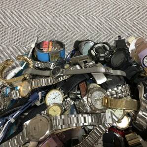 ジャンク 腕時計 200本以上 SEIKO CITIZEN CASIO セイコー シチズン カシオ ブランド まとめ売り 大量 まとめて 動作未確認品 ①の画像8