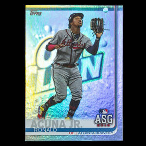 ロナルド・アクーニャJr. 2019 Topps Update Series レインボーフォイルカード No.US220 Ronald Acuna Jr.