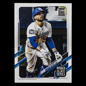 ムーキー・ベッツ 2021 Topps Series One ベースカード No.15 Mookie Betts