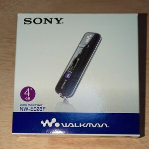 中古　SONY WALKMAN NW-026F 4G LG ジャンク