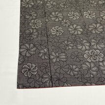 着物月花　一元式　５マルキ　品のある花　本場大島紬　未使用品　正絹　伝統工芸品　ki1281_画像2