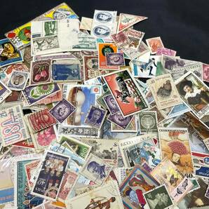 【K28】切手まとめ売り 海外 外国 絵画 美術 著名人 切手 美人画 生物 ポーランド USA イギリス 記念切手 ヴィンテージの画像5