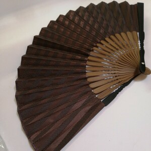  silk fan Brown pattern 