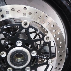 GSX-R1000 JS1GT75A932100 03年外し純正フロントホイール ディスクローター アクスルシャフトGSXR1000 03-04年 GT75Aの画像2