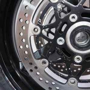 GSX-R1000 JS1GT75A932100 03年外し純正フロントホイール ディスクローター アクスルシャフトGSXR1000 03-04年 GT75Aの画像8