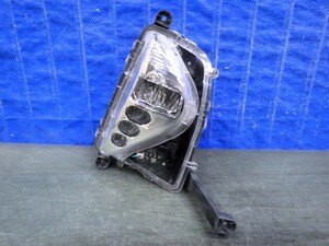 S185　プリウス　ZVW50　ZVW51　ZVW55　前期　右フォグ　LED　47-83　点灯OK　美品