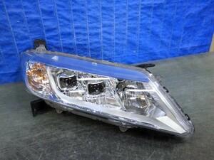 1968　グレイス　ハイブリッド　GM4　GM5　前期　右ライト　LED　コンピューター付　W1876　90　美品