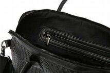 ショルダーバッグ トートバッグ　メンズ バッグ ビジネス　鞄　仕切り　大容量 レザーバッグ 多機能　底部鋲付　自立　サラリーマン_画像4