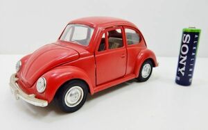 フォルクスワーゲン　ビートル　Volkswagen Red Beetle　ミニーカー　パーツ取りなど【ジャンク／used】