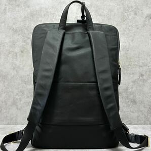 美品●TUMI トゥミ サシャ メンズ フラップバッグパック リュック ビジネスバッグ A4収納 大容量 ナイロン レザー 本革 ブラック 黒 通勤の画像3