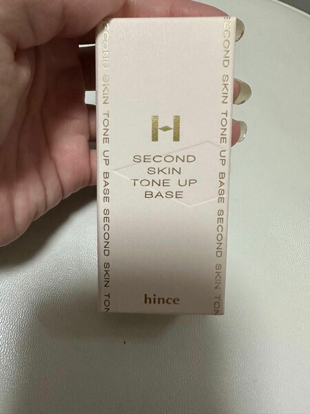 hince ヒンス　セカンドスキントーンアップベース ライトピーチ