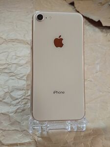 iPhone 8 64GB ゴールド docomo 2404124