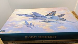 ハセガワ　F 18C ホーネット　1 / 48 経年未使用