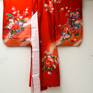 《京都一輝堂》【着物】 女児 祝着 花車文様 身丈約98cm 23W-6742の画像6