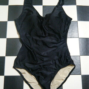 Geffine 女性水着ワンピース サイズ13L D5727 黒 全体にネット シェイプ水着の画像1