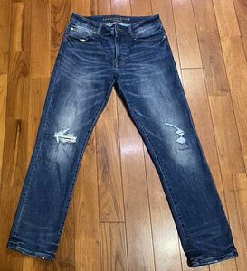 ■AMERICAN EAGLE OUTFITTERS■アメリカンイーグルのストレッチデニム(ジーンズ)■SLIM STRAIGHT・W32