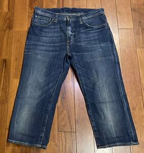 ■Levi's■リーバイスのストレッチクロップドデニム(ジーンズ)■502・W32