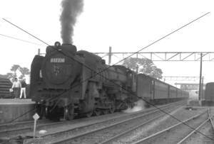 D52-236〔国〕御殿場線＝昭和40年代のSLモノクロネガ35mm1コマ/松田駅・922レ/S42.5.14・著作権譲渡証明書=有りor無し