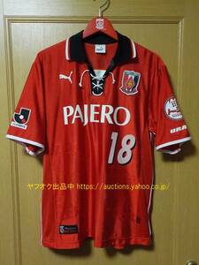 名作 00s 美品【即決・送料無料】PUMA 浦和レッズ 2001/2002 永井雄一郎/田中達也 ホーム半袖ユニフォーム S～M PAJERO Jリーグ 652-3