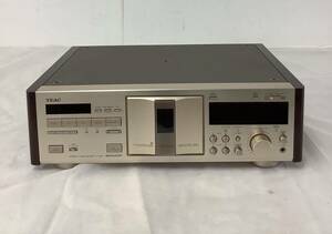 ◯営KU026-後T100【埼玉発】TEAC ティアック V-7010 ステレオカセットデッキ オーディオ機器 1994年製 通電、開閉確認済み リモコンなし