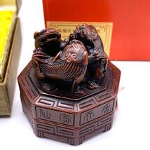 #11814　中国　書道具　朱肉　祥獅印寶　獅子彫刻　箱付き_画像4
