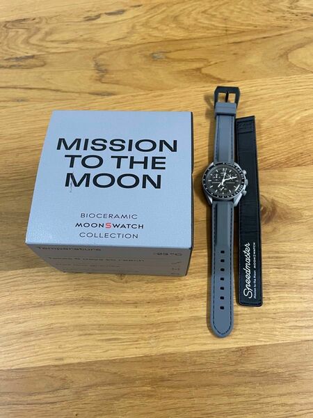 OMEGA×swatch MISSION TO THE MOON