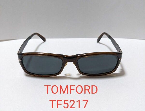 TOMFORD　TF5217