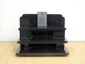 『仙台引取限定』【在庫品】香炉/物置台 墓前用 黒御影石 幅35㎝ 奥行24㎝ 高さ26.5㎝ 約15㎏ 仏具/供物台 一部欠け有/現状品 U743-ス34ジ+