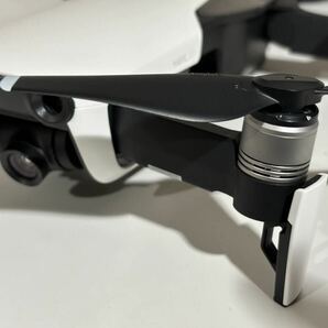 【美品 DIPS登録済】リモートID免除機体のみ 国内正規品 DJI MAVIC AIRマビックエアー ホワイト 譲渡可 技適マーク有 ドローンの画像4