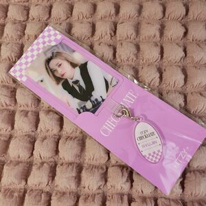 ITZY CHECKMATE JAPAN アクリルチャーム付きフォンタグ リュジン ワールドツアーグッズ 未開封