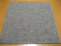 日本製タイルカーペット（１２枚）厚み約6.5mm（１３９７）・１枚２００円～_画像1