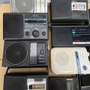 【32点セット】ラジカセ まとめPanasonic SONY AIWA National ポケットラジオ ポータブルラジオ 未使用カセット 動作未確認の画像3