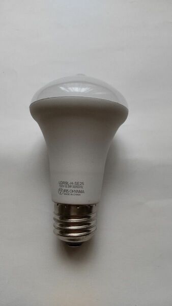 LED電球 8.5W アイリスオーヤマ製