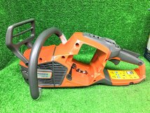 未使用品 Husqvarna ハスクバーナ 30cm 36V 充電式 チェーンソー 540iXP ※バッテリー・充電器別売_画像2