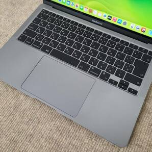 【美品】Apple MacBook Air 13(2020, A2337) M1 / RAM 16GB / SSD 256GB / スペースグレー / 充放電回数 : 53 [MC008]の画像7