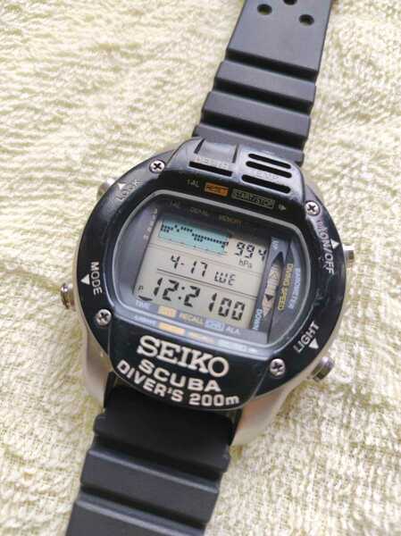 送料込！セイコー スキューバ SEIKO SCUBA DIVER'S 200m 【M796-5A10】スキューバダイバーズ ダイビングコンピューター スキューバマスター