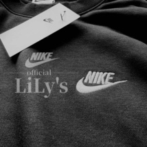 新品未使用　NIKE スウェット　Ｌサイズ　黒　ブラック　送料無料　ナイキ トレーナー　ロゴ刺繍　スウォッシュ_画像3