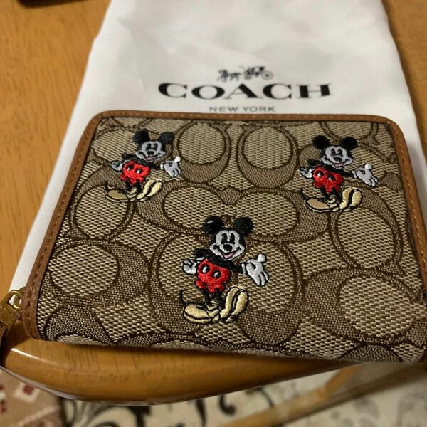 COACHディズニー 二つ折り財布