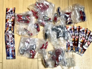 アルティメットソリッド ウルトラマン 未開封品 全6種 コンプ ガシャポン ティガ2種 メビウス パワード タロウ 母 ルミナスのサイズ感