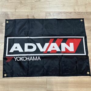 約60x90cm ヨコハマADVAN USDM 世田谷 アドバン レーシング 旧車 特大フラッグ バナー タペストリー 旗 ガレージ装飾 店内装飾 タイヤの画像1