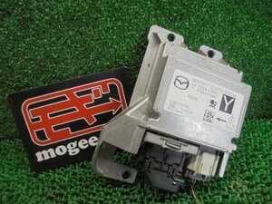 7EC2579MD5-1 ) マツダ プレマシー CWEFW 純正エアバックコンピューター　C52457K30